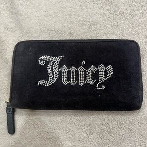 Juicy Couture Signature Velour Bling Wallet